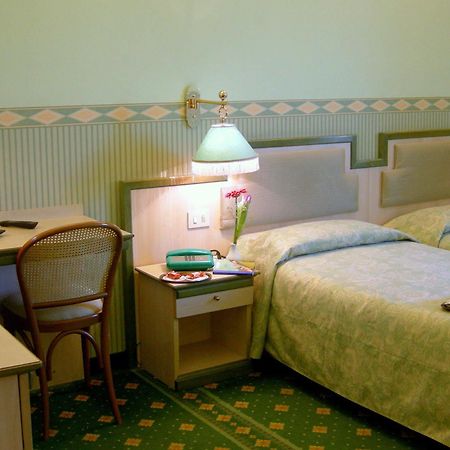 מילאנו Buenos Aires Hotel מראה חיצוני תמונה