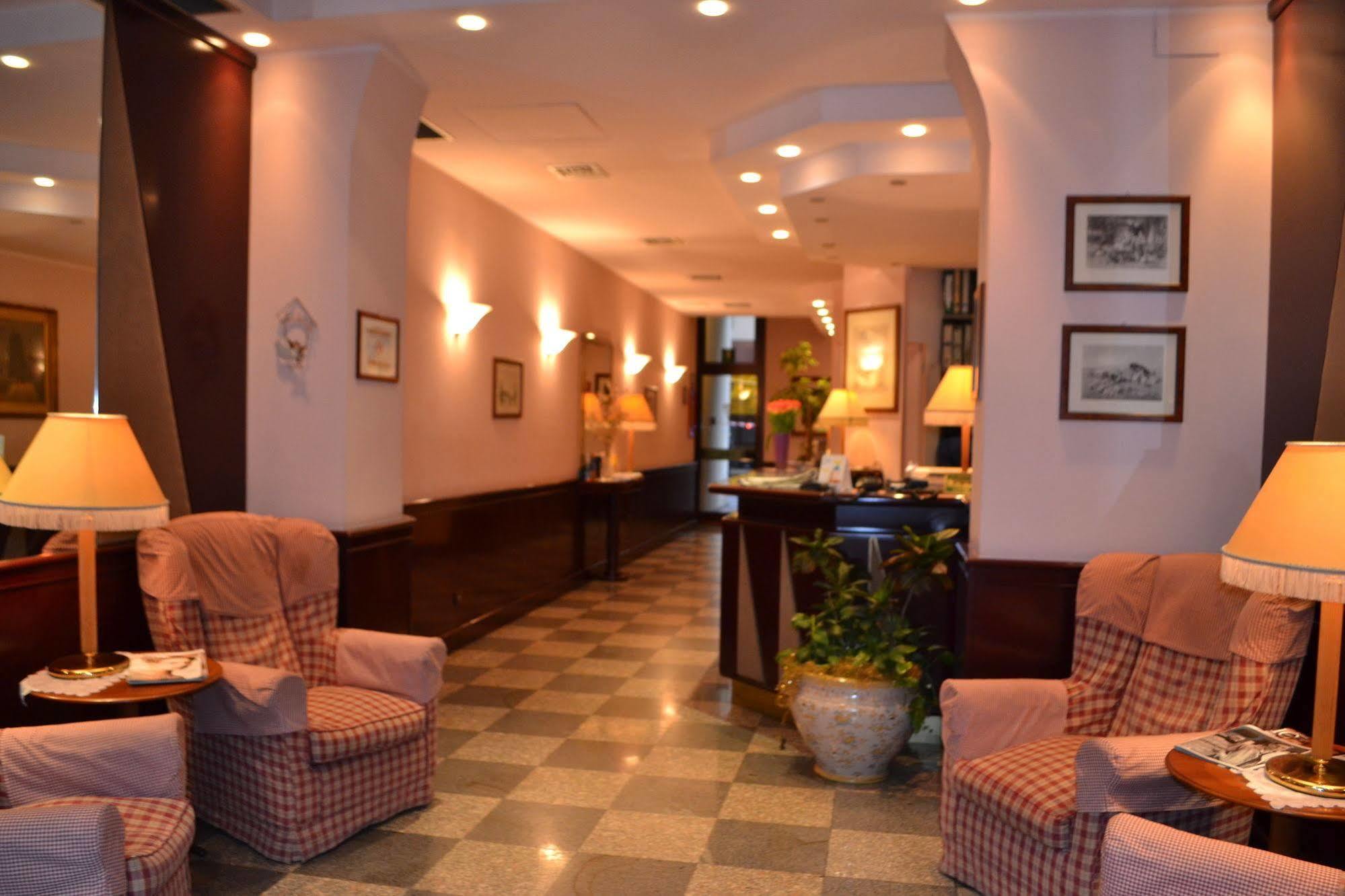 מילאנו Buenos Aires Hotel מראה חיצוני תמונה