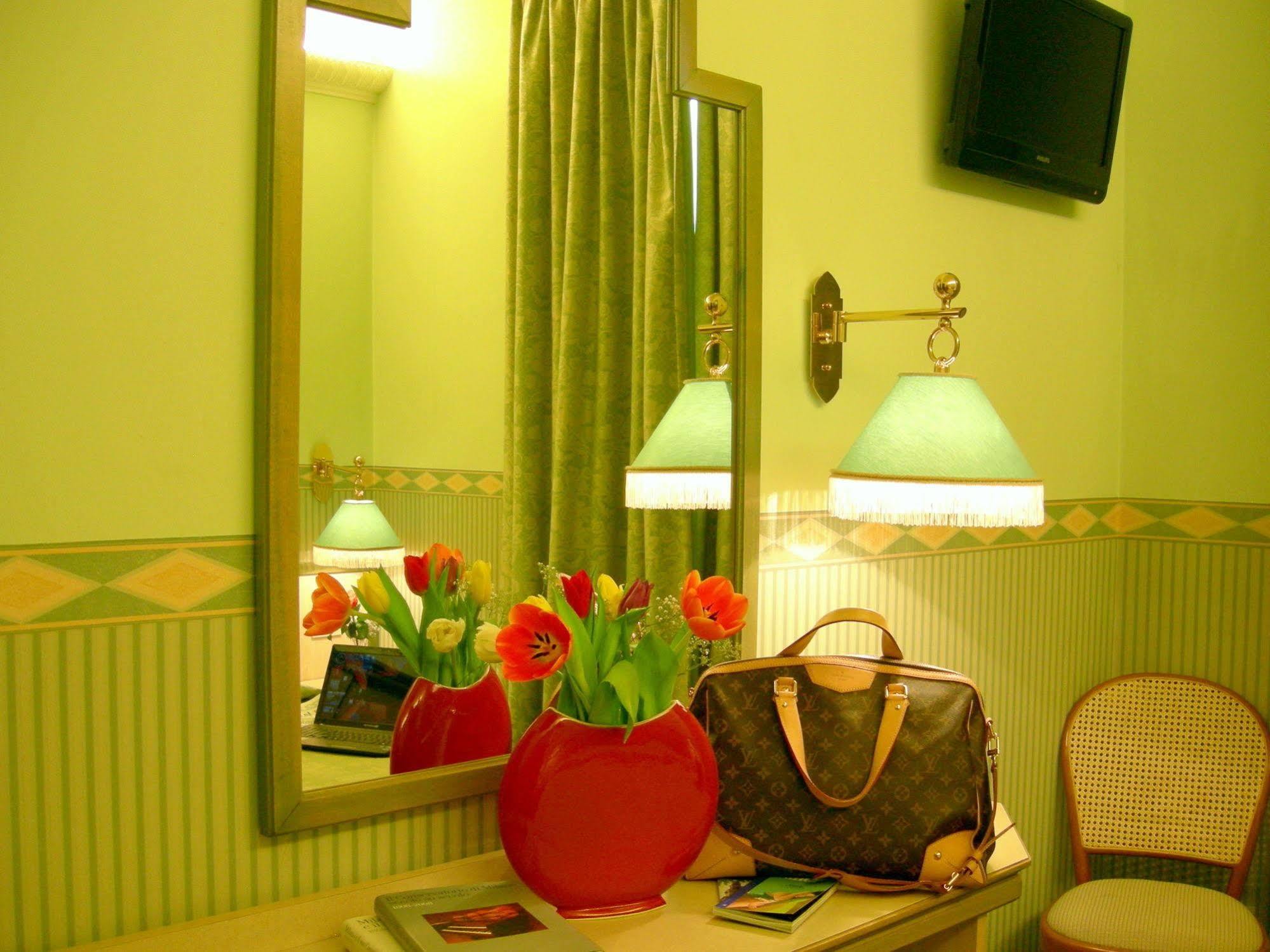 מילאנו Buenos Aires Hotel מראה חיצוני תמונה